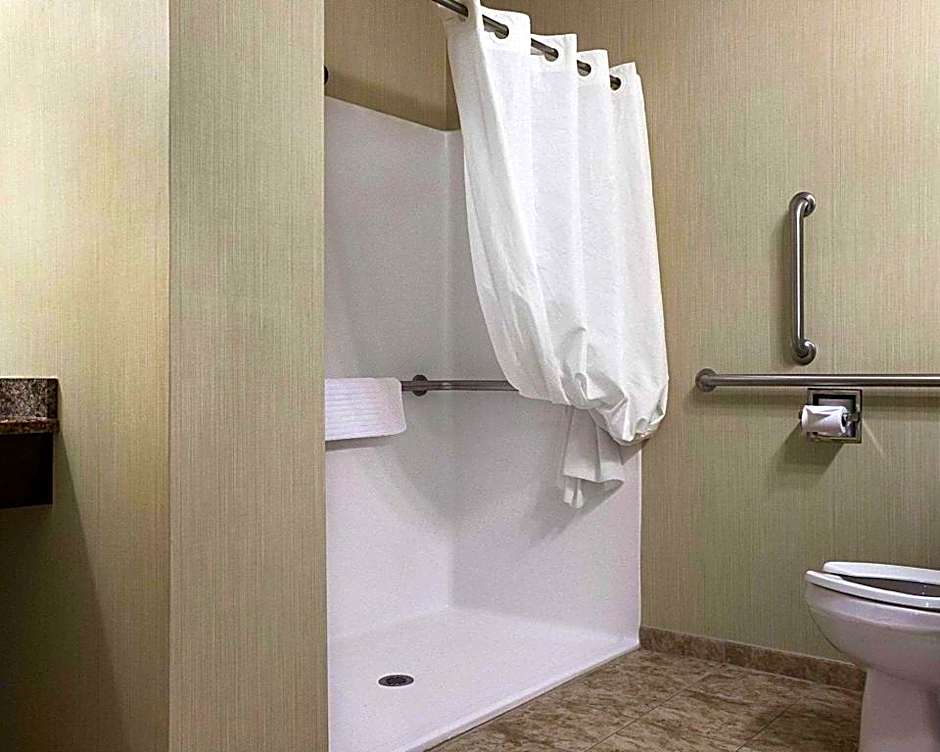 MainStay Suites Bismarck