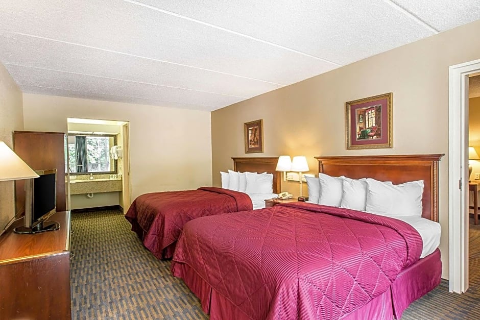 Quality Inn & Suites Easley - Greenville