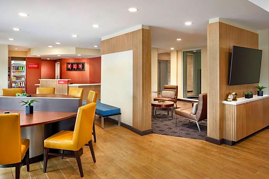 TownePlace Suites by Marriott Milwaukee Grafton