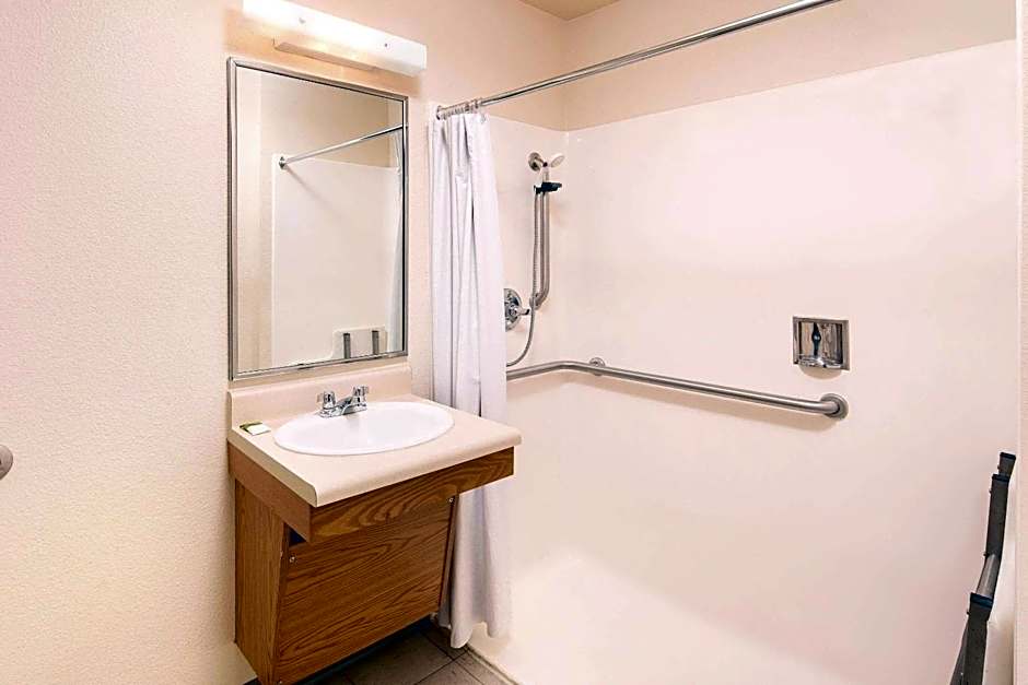 WoodSpring Suites Charlotte Gastonia