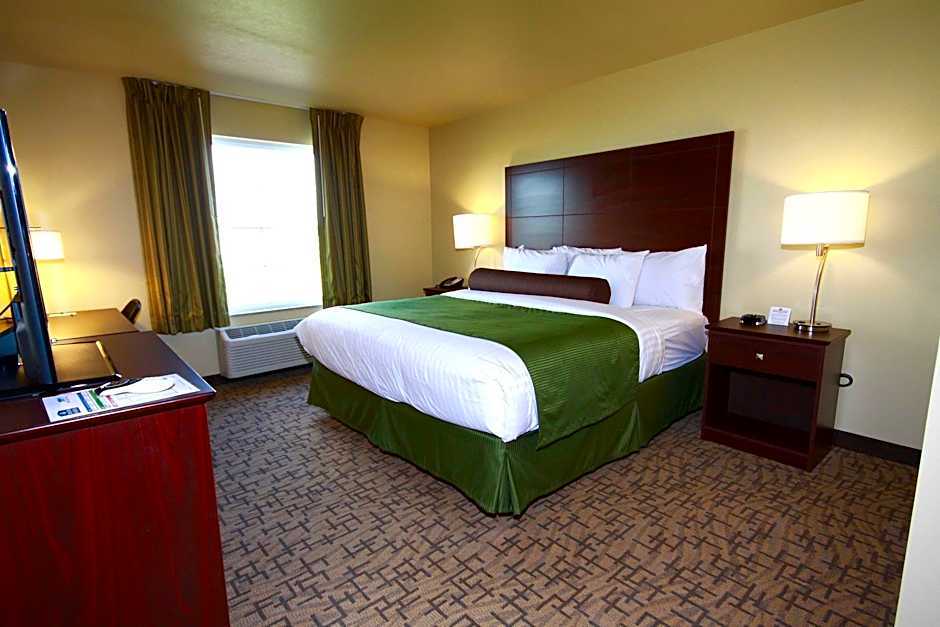 Cobblestone Inn and Suites Devils Lake