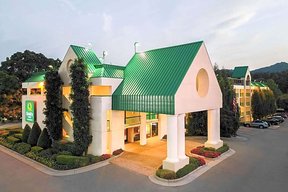 Quality Inn Near the Island Pigeon Forge