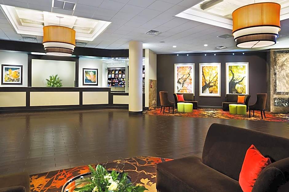 Sheraton Springfield Monarch Place Hotel