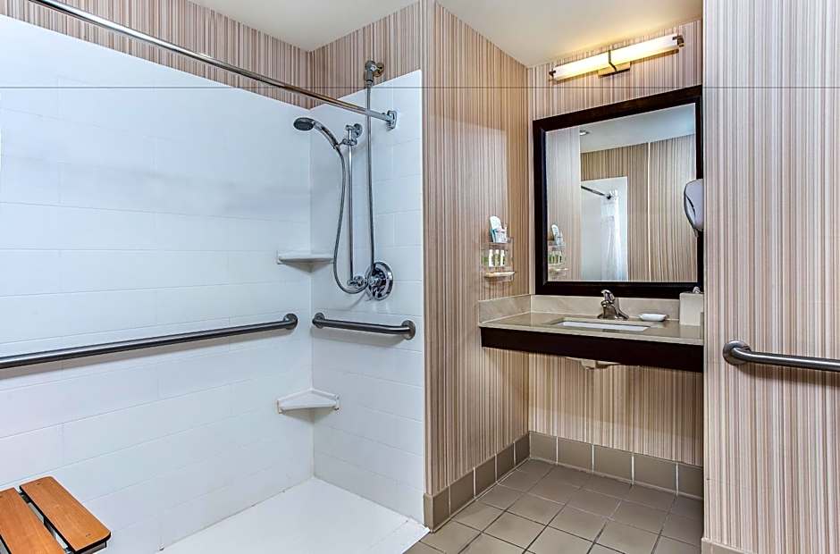 Holiday Inn Louisville Airport - Fair/Expo, an IHG Hotel