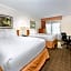 La Quinta Inn & Suites by Wyndham Fort Lauderdale Cypress Creek