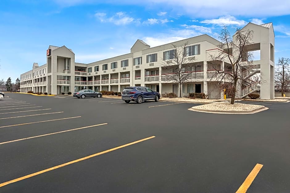 Econo Lodge Willowbrook