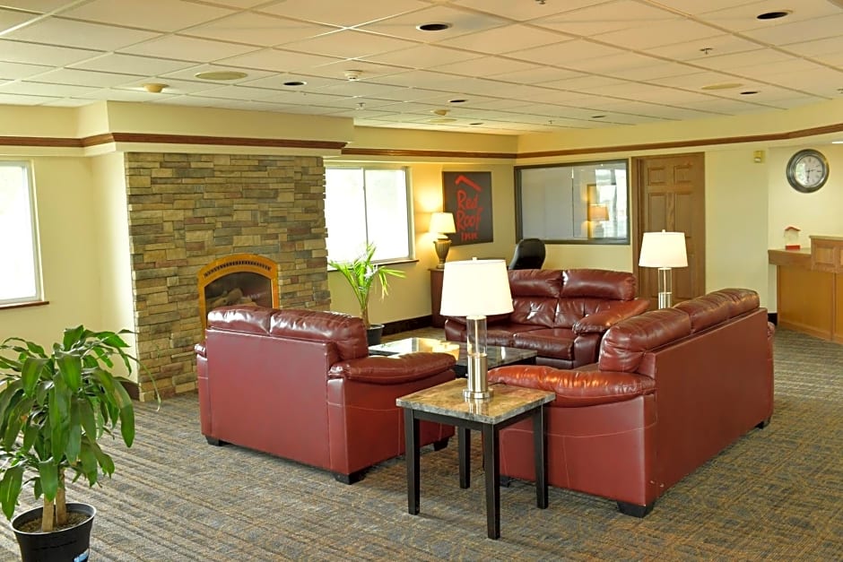 Baymont Inn & Suites by Wyndham Lincoln NE