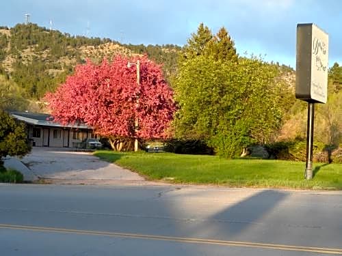 Dollar Inn Hot Springs