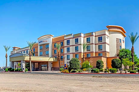 Comfort Suites Glendale State Farm Stadium Area