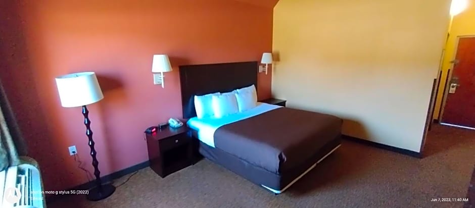 Shary Inn and Suites