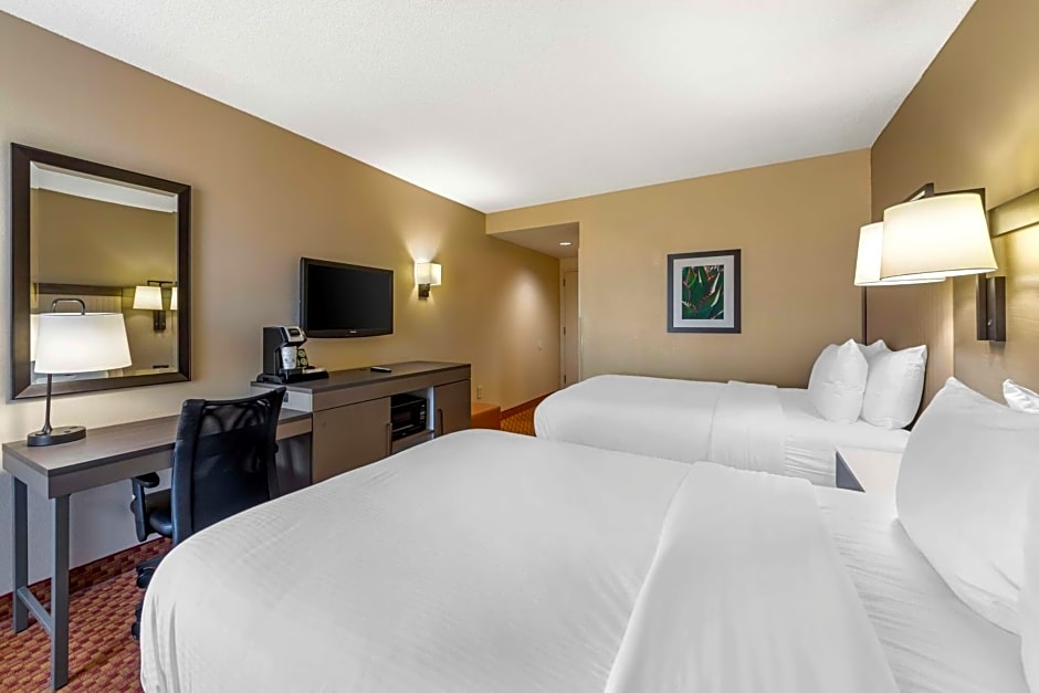 Best Western Plus Kendall Hotel & Suites