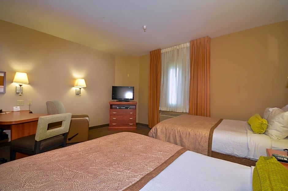 Candlewood Suites Clarksville