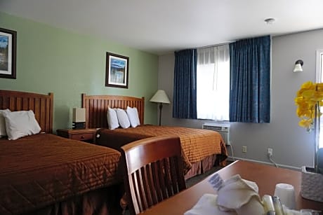 Queen Room with Two Queen Beds
