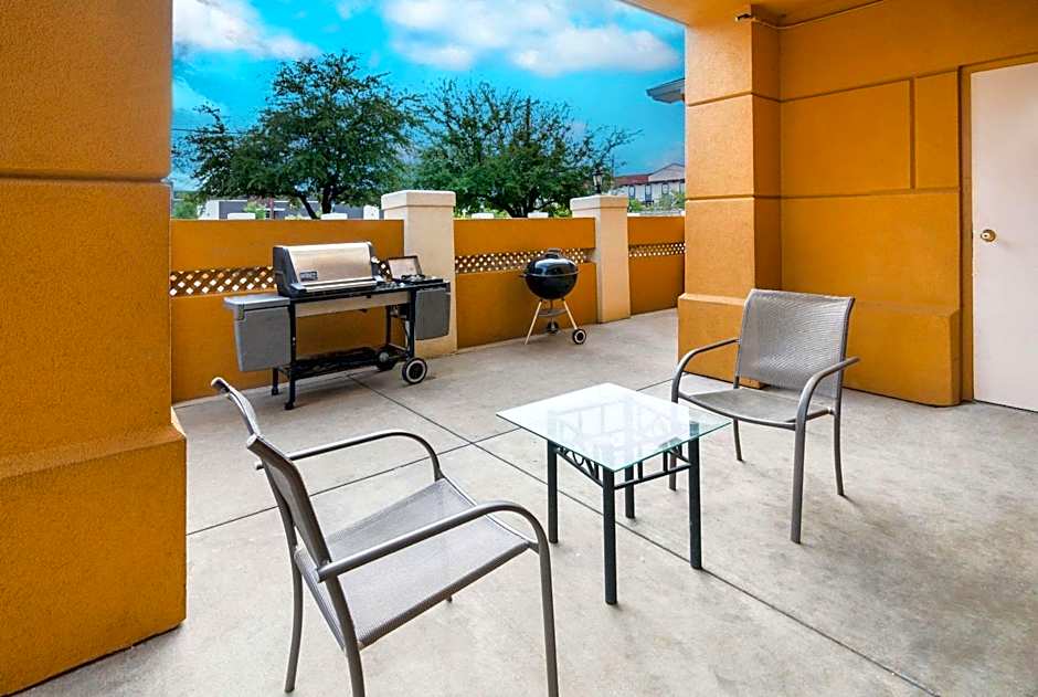 Quality Inn & Suites Granbury