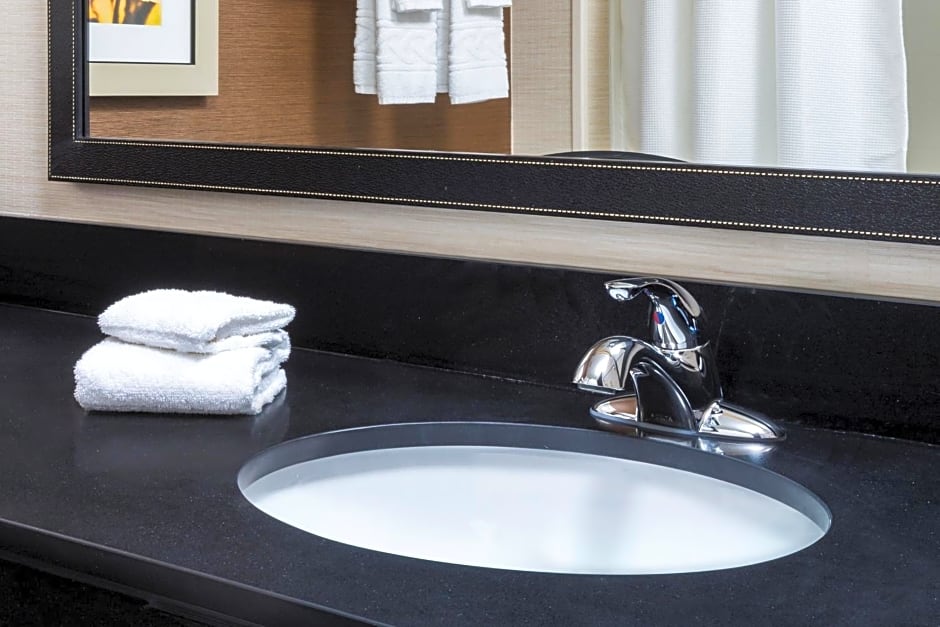 Fairfield Inn & Suites by Marriott Kansas City Lee's Summit