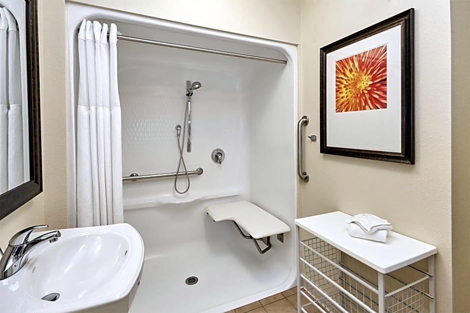 Staybridge Suites Glenview