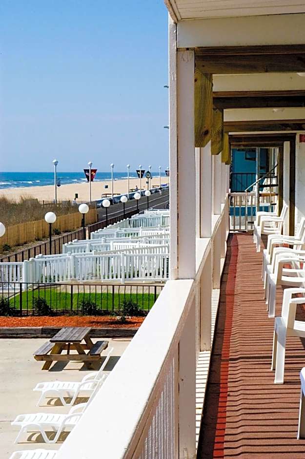 Seabonay Oceanfront Motel