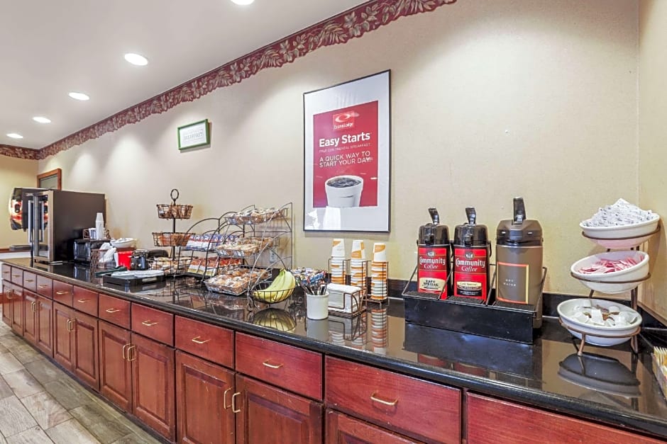 Econo Lodge Inn & Suites - Marianna
