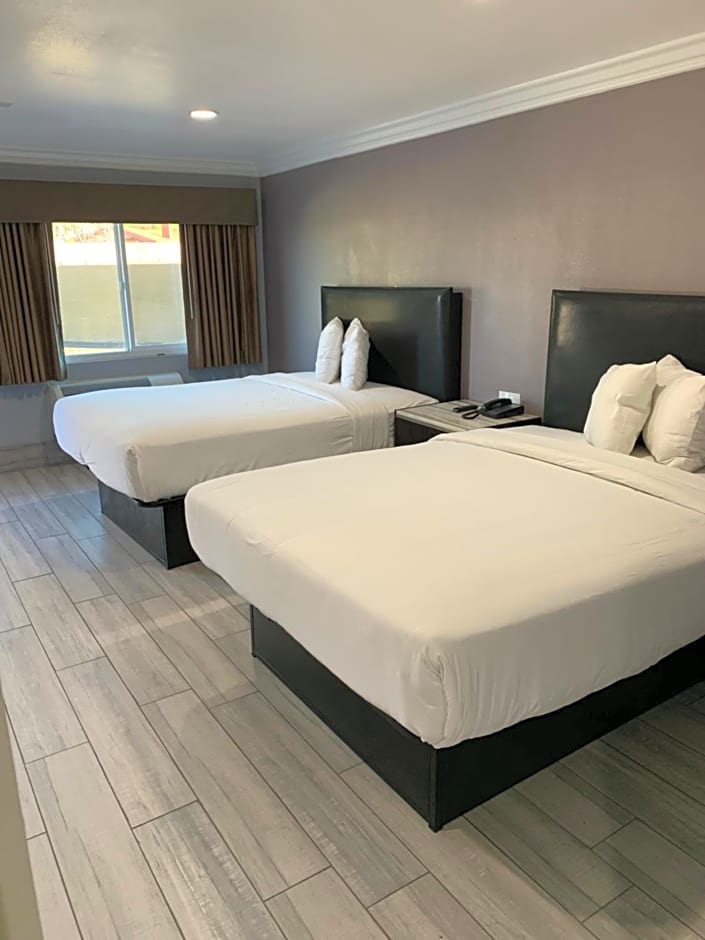 Willow Tree Inn & Suites