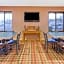 Super 8 by Wyndham Cloverdale IN