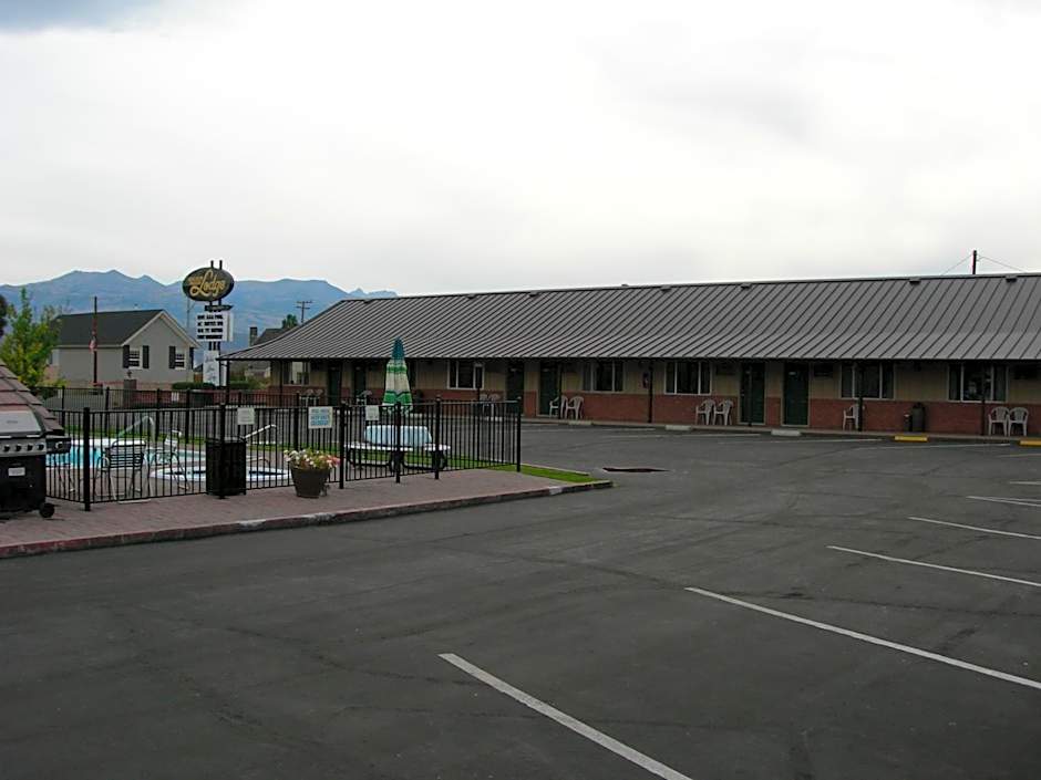 Walker River Lodge