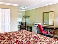 SUN AND SURF INN