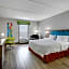 Hampton Inn By Hilton Houston-Pearland