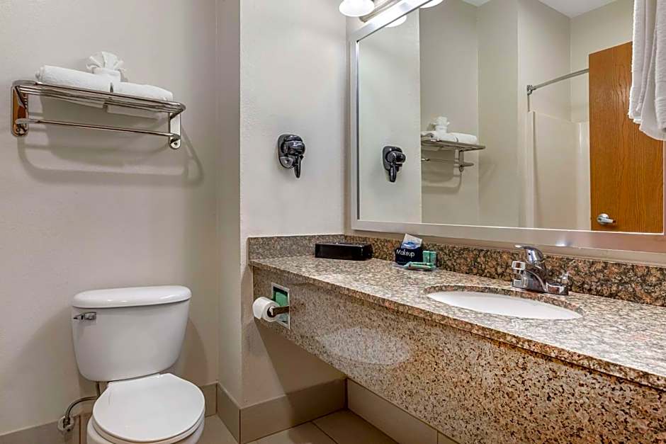 Best Western Clubhouse Inn & Suites