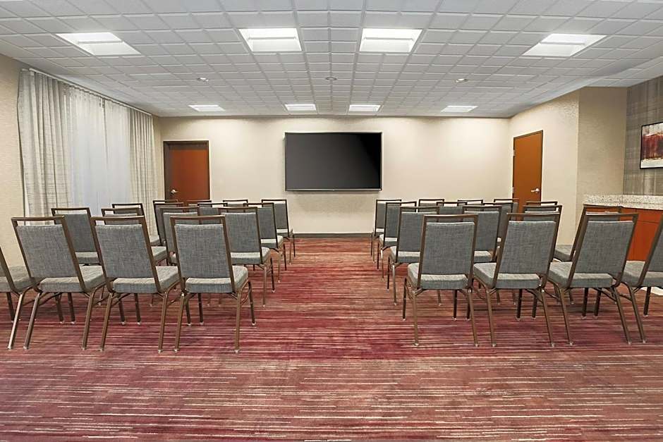 Courtyard by Marriott Tampa Brandon