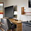Candlewood Suites Milwaukee Airport - Oak Creek