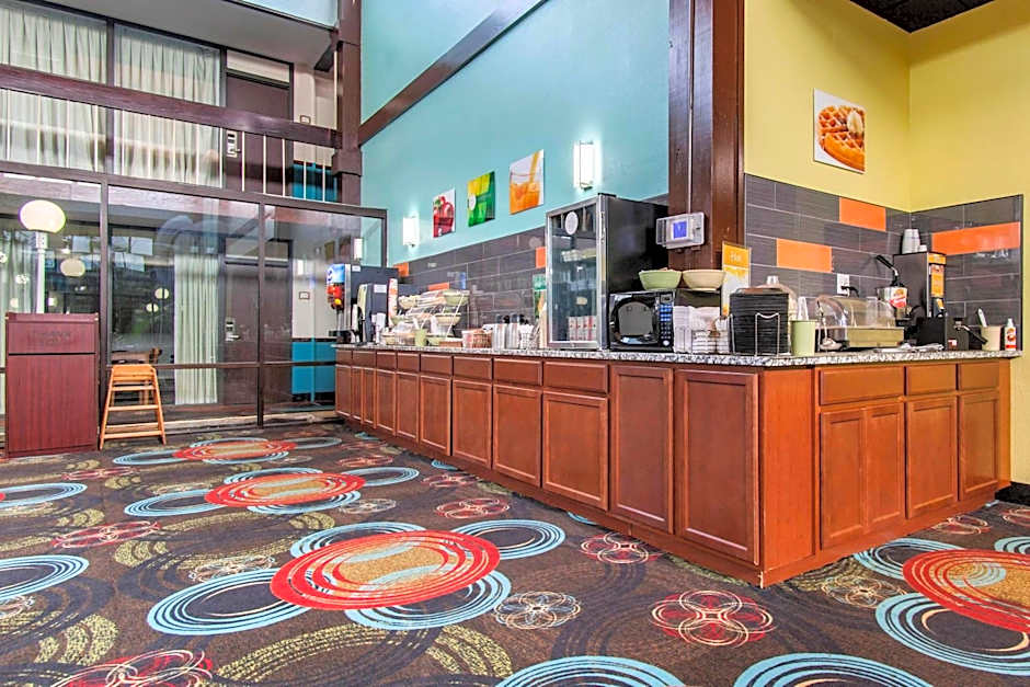 Quality Inn Arkansas City North