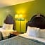 Travelodge by Wyndham Sellersburg / Louisville North