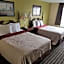 Travelodge by Wyndham Lansing IL