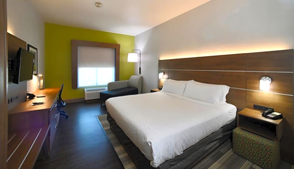 Holiday Inn Express Seguin