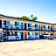 Tradewinds Motel