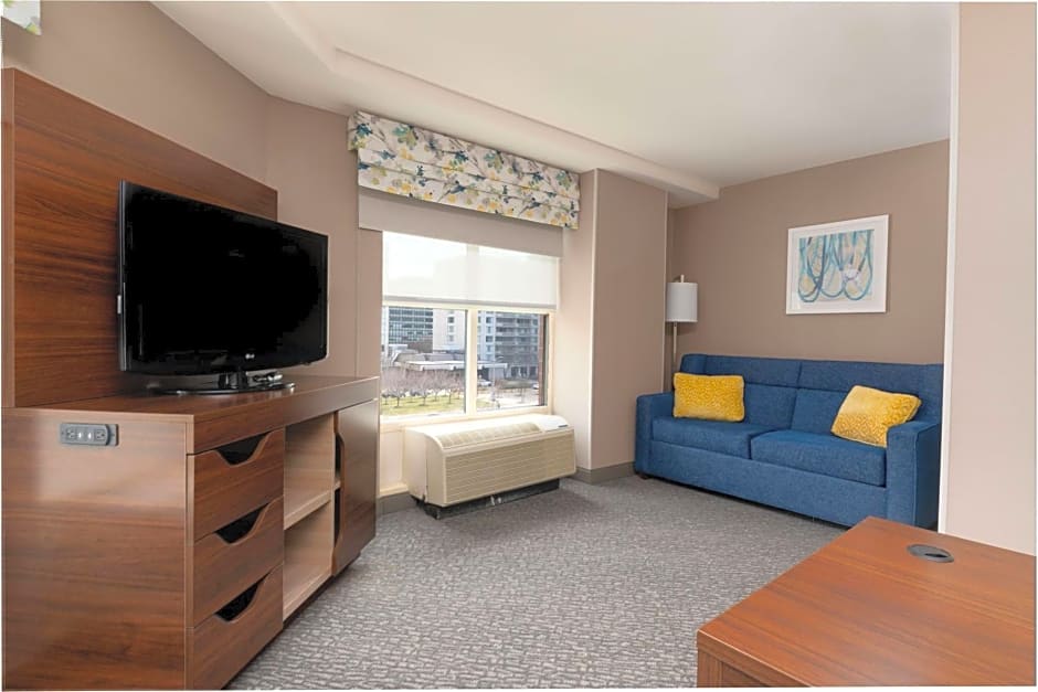 Hampton Inn By Hilton & Suites Arlington Crystal City DCA