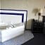 Travelodge by Wyndham Milwaukee