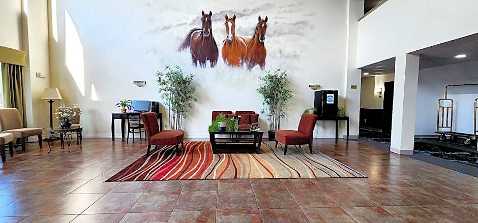 FairBridge Inn & Suites Canadian