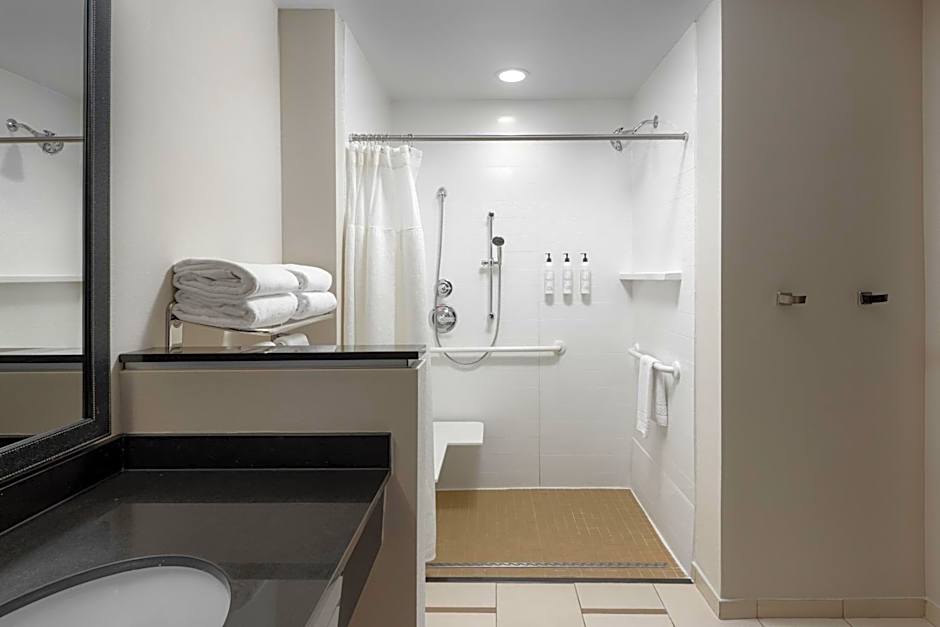 Fairfield Inn & Suites by Marriott Columbia