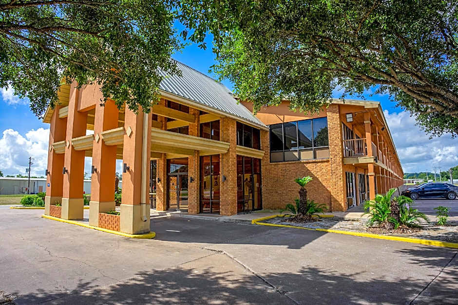 River Valley Motor Inn By OYO La Grange Texas