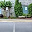 La Quinta Inn & Suites by Wyndham Atlanta Airport North