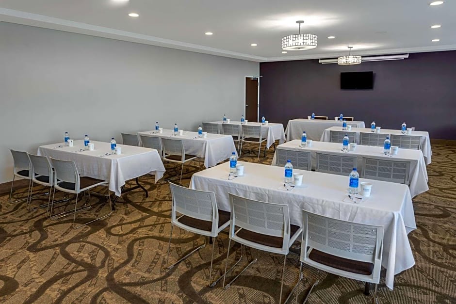 Microtel Inn & Suites by Wyndham Niagara Falls
