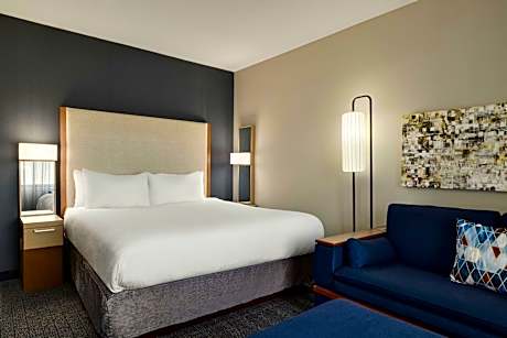 King Room with Sofa Bed