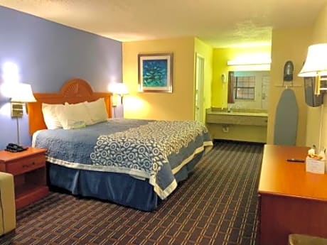 King Room - Non-Smoking