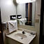 Value Inn & Suites Salina
