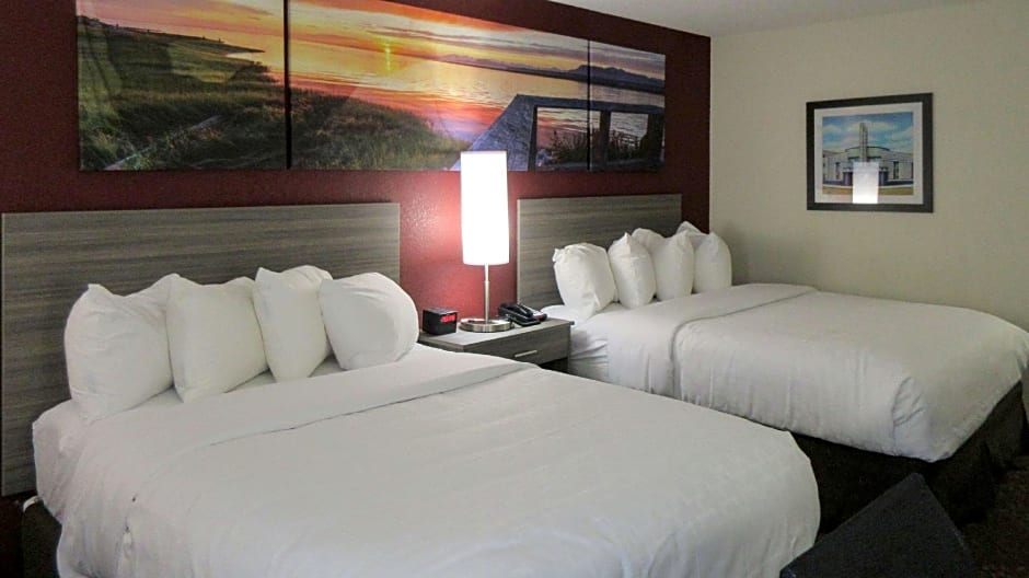 Clarion Pointe Evansville North