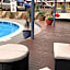 R Nite Star Inn and Suites -Home of the Cowboys & Rangers