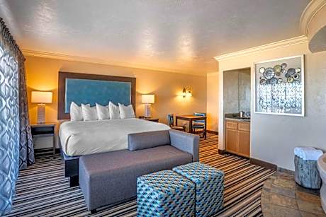 King Room with Spa Bath - Second Floor