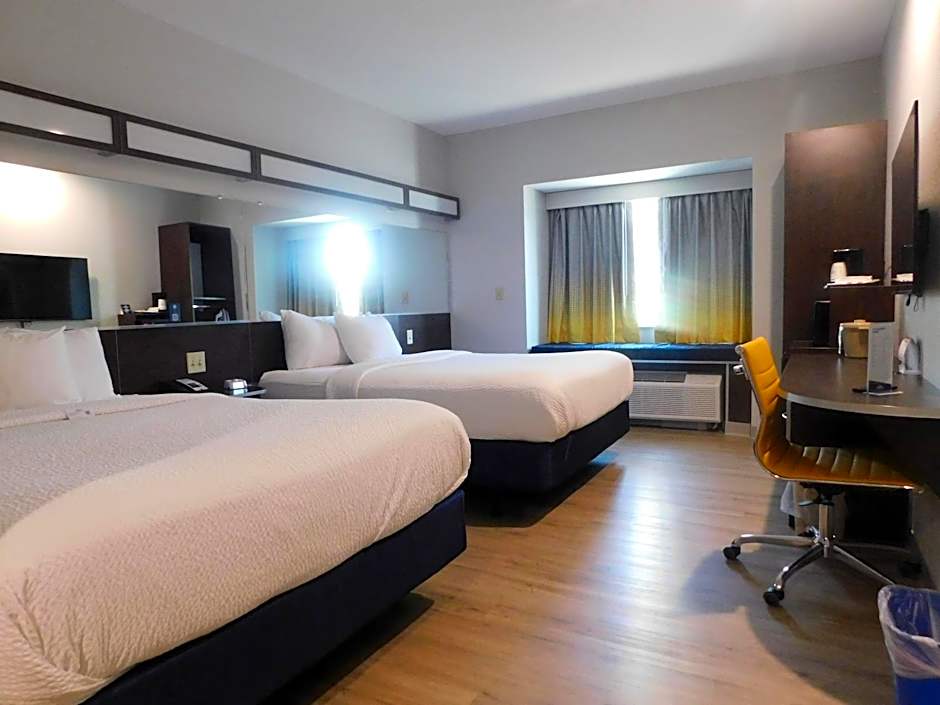 Microtel Inn & Suites - Triadelphia