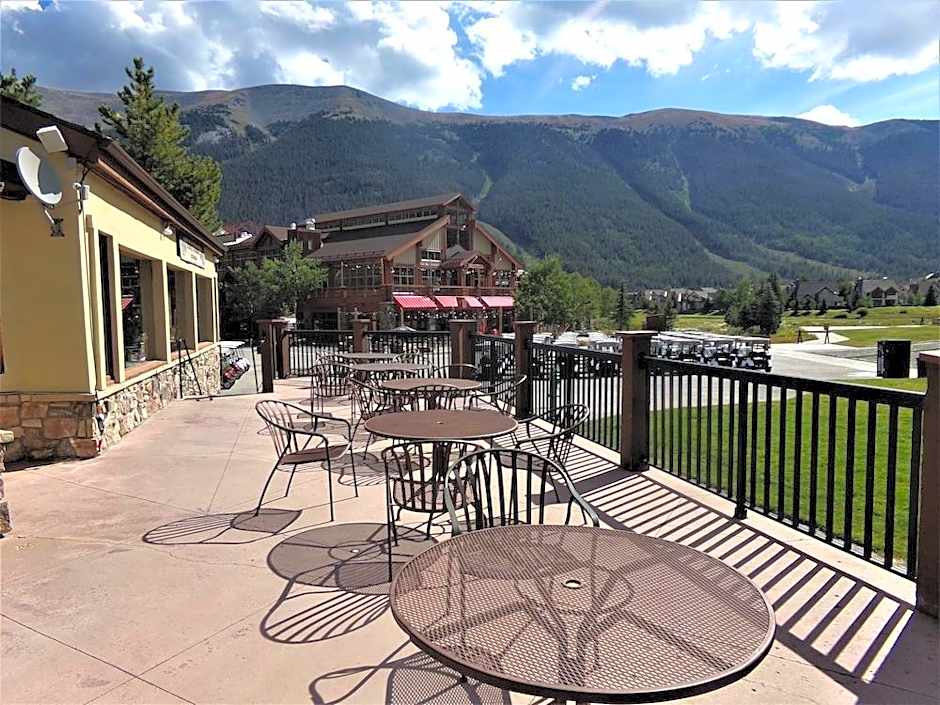 Fox Pine Lodge 3 Bed 3 Bath